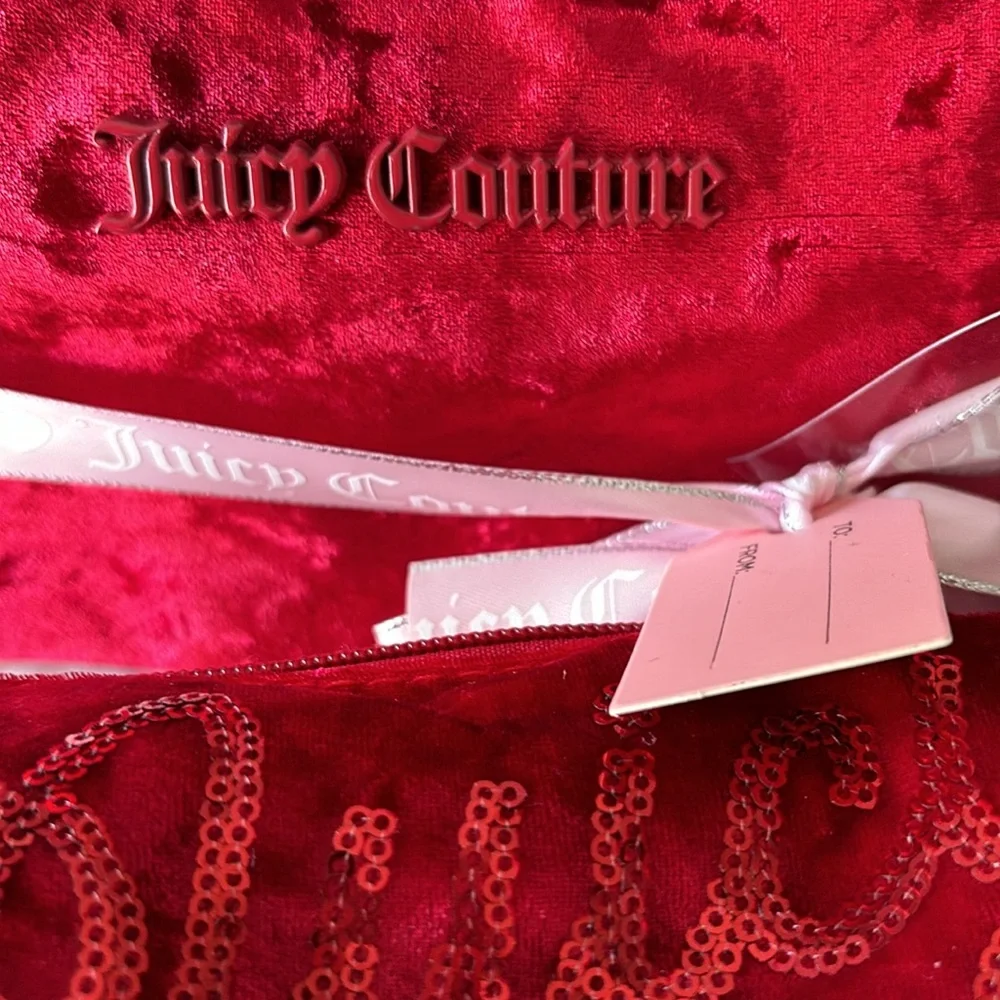 🔥❤️Juicy Couture red velour travel bag  set NWT